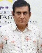 Kirit Dudhat 1.jpg
